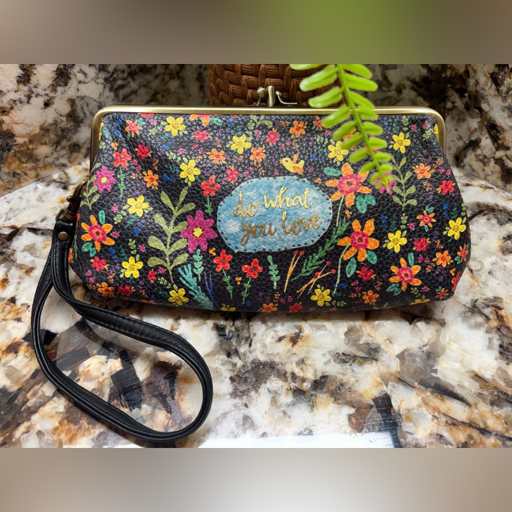 NATURAL LIFE Colorful Floral Wristlet Clutch - Picture 3 of 13